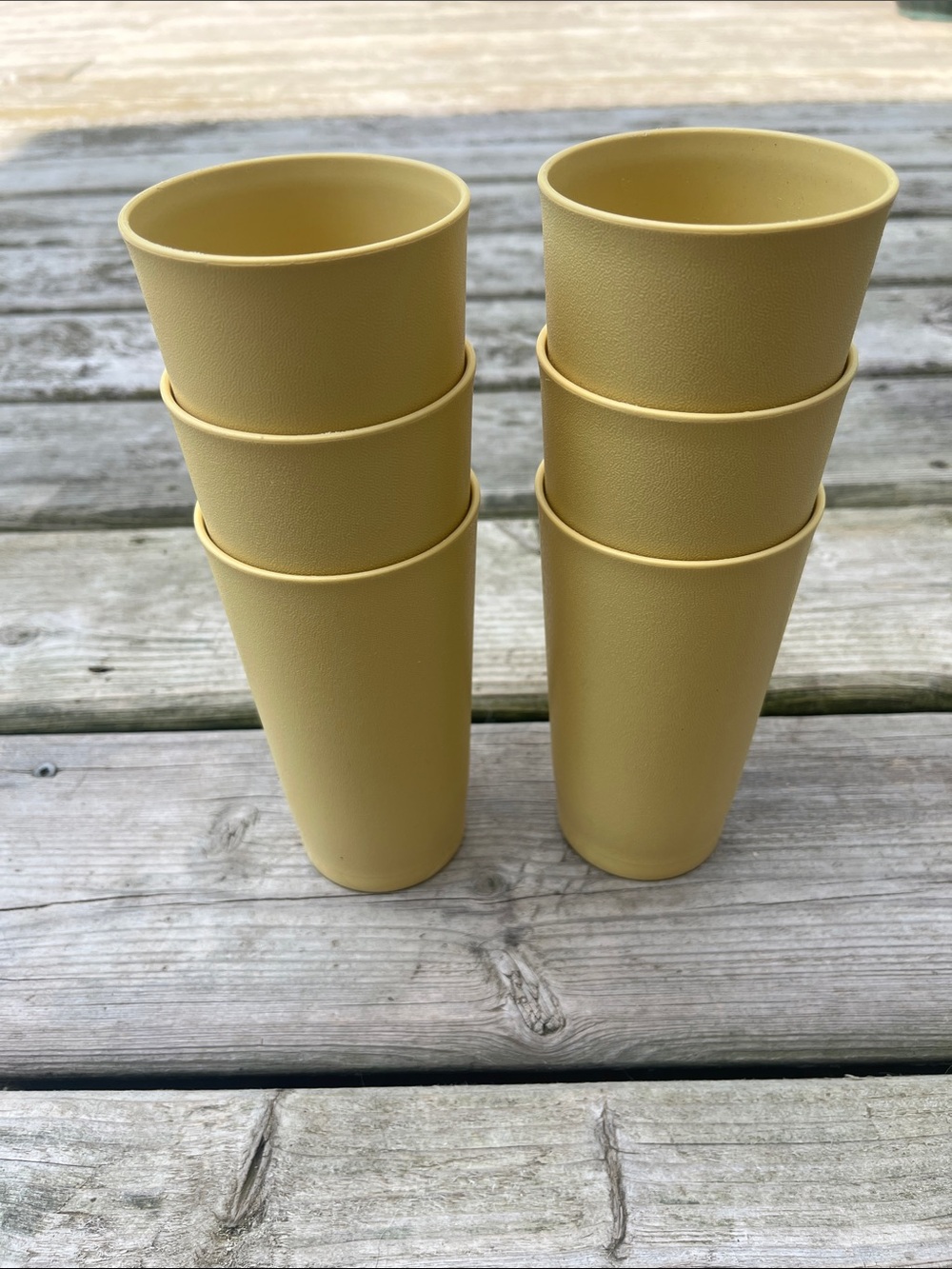 Vintage Tupperware Harvest Gold Stackable Dining Tumblers - Set of 6